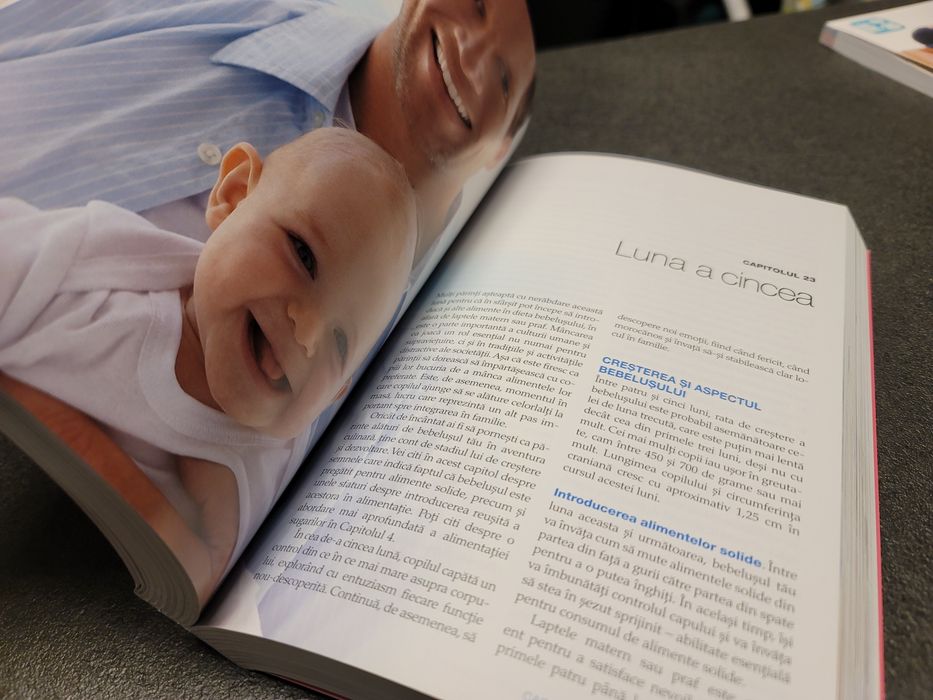 Carte "Ghidul tau pentru primii ani de viata ai copilului"