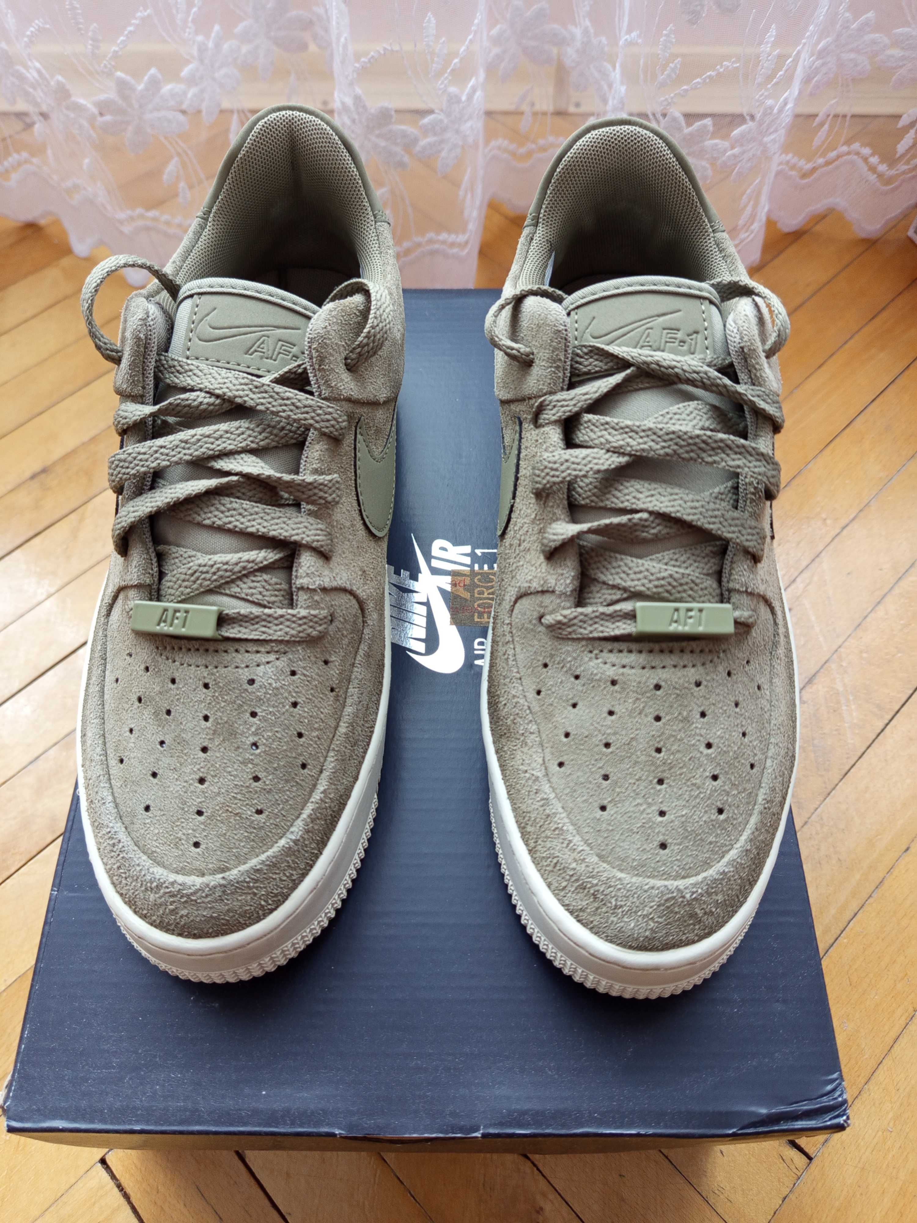 Nike Air Force 1 оригинални дамски кецове.
