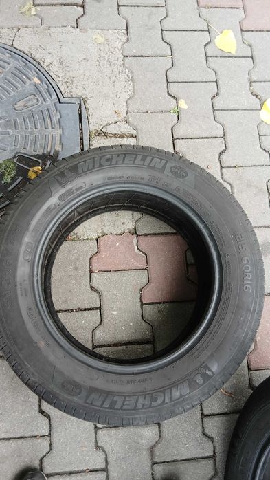 Cauciucuri 215 60 R16