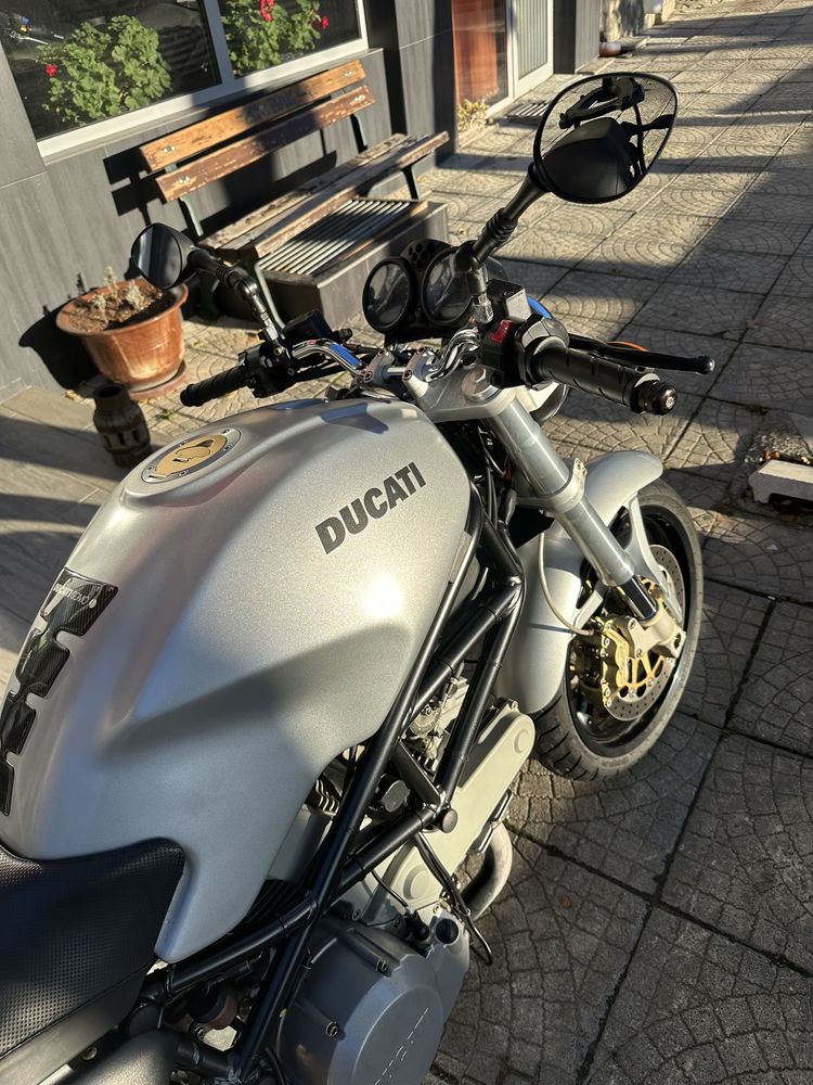 Ducati monster 620 Dark на части