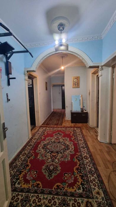 Срочно продается квартира 4/8/9 в Сергели СТРОИТЕЛИ 94,18 кв,м 65000$