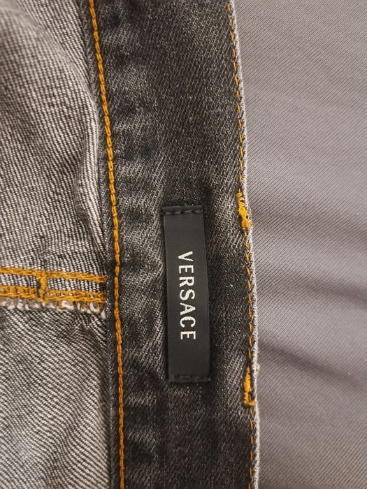 Blugi bărbați versace