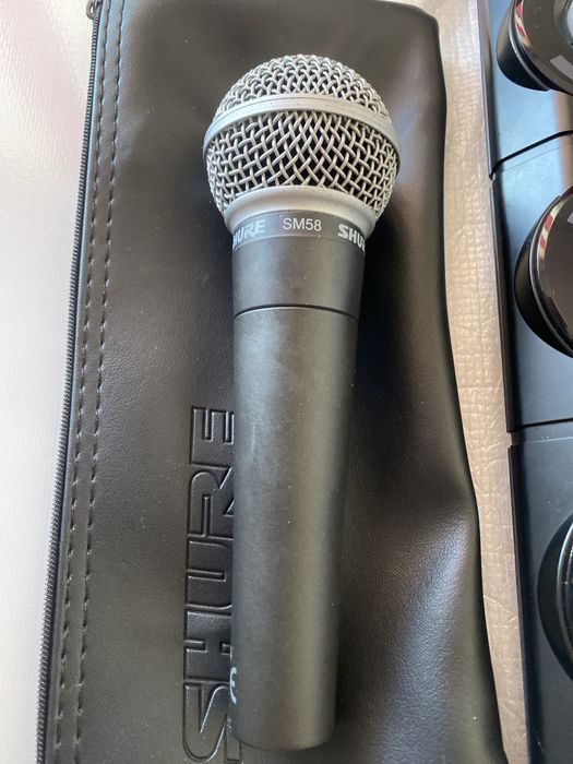 Loop station Boss 505 MK I + Microfon Shure SM 58 + Căști