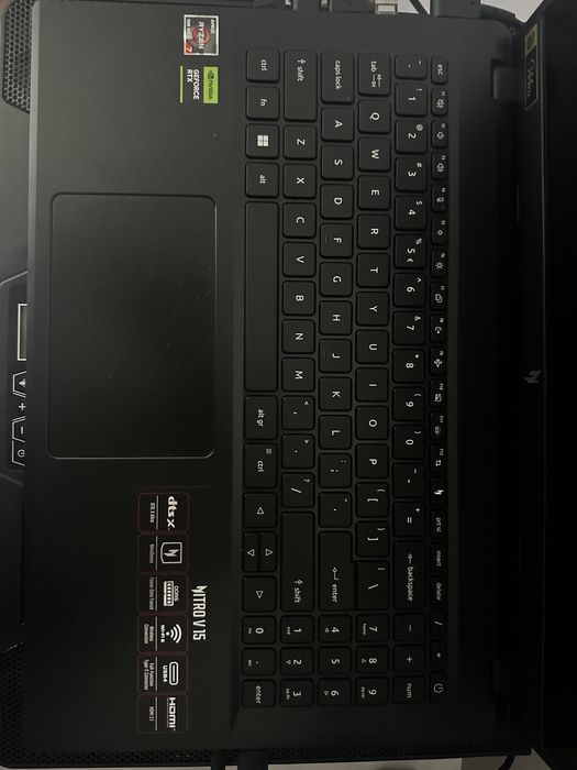 Laptop Gaming acer nitro V15 RTX 4060 Ryzen 7 7735HS 144HZ In GARANTIE