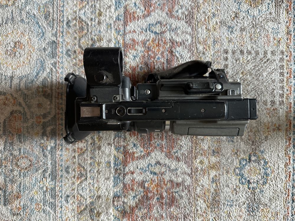 Vand lot 9 camere video miniDV Sony DSR-PD170P si Panasonic NV-MD9000