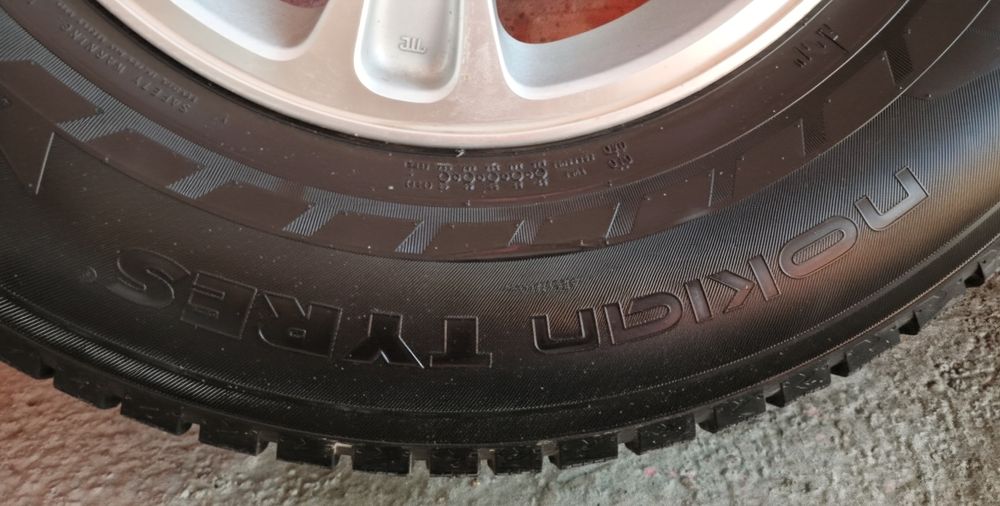 Комплект шипованных шин на дисках R16