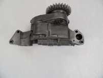 Pompa de ulei motor Kubota V3300