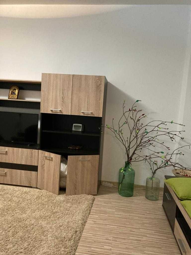 Inchiriez apartament 2 camere, Brasov, zona Zorilor