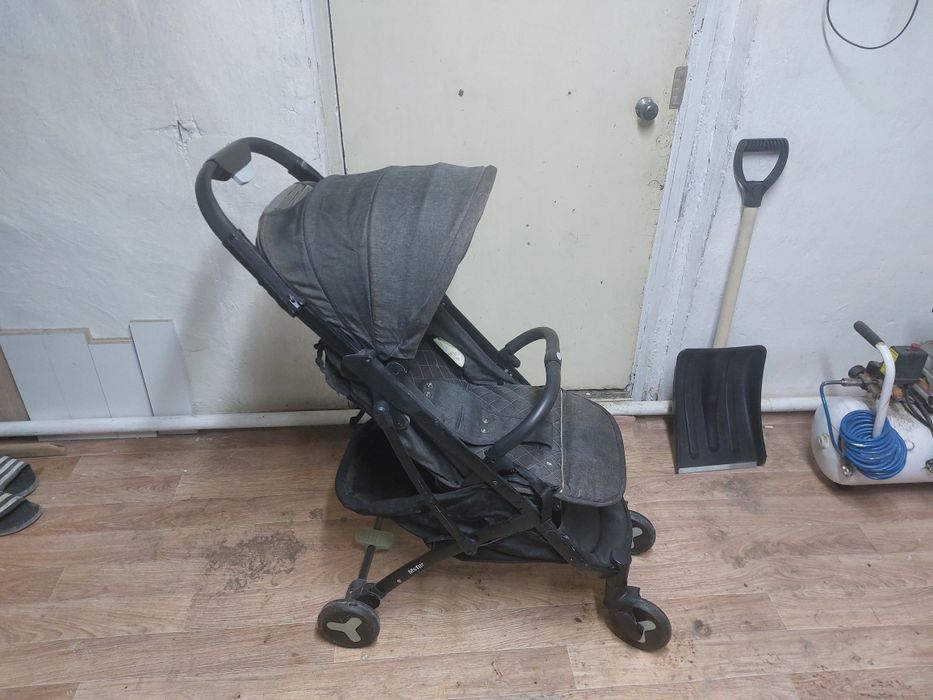 Продам детскую коляску