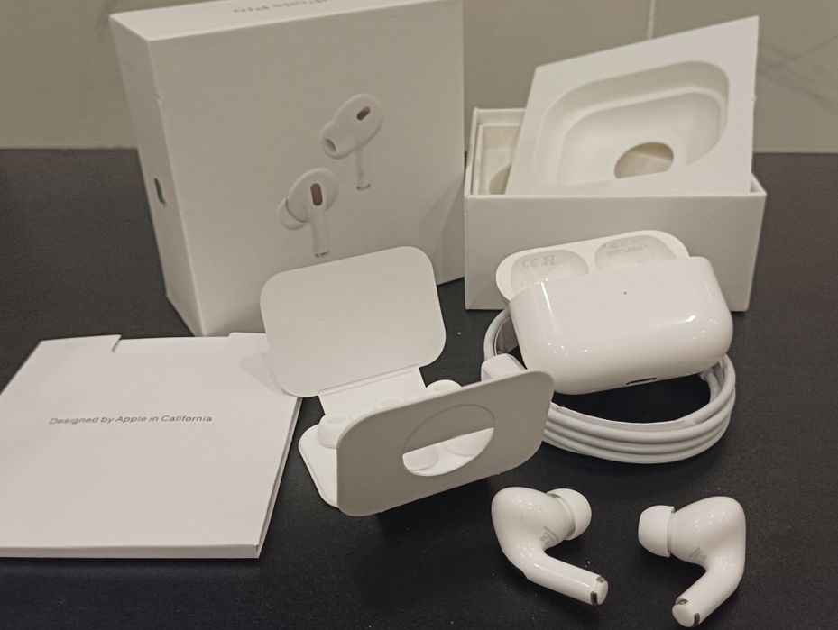 Безжични слушалки Apple AirPods Pro gen2