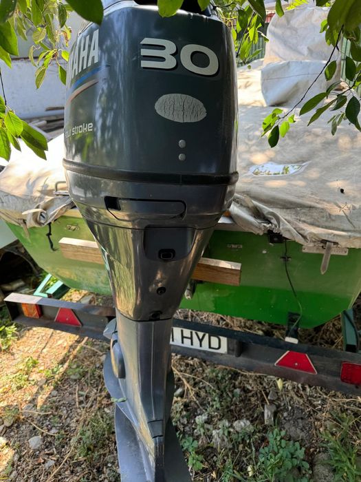 Barca Romcraft 510 motor Yamaha four stroke de 30 Cp