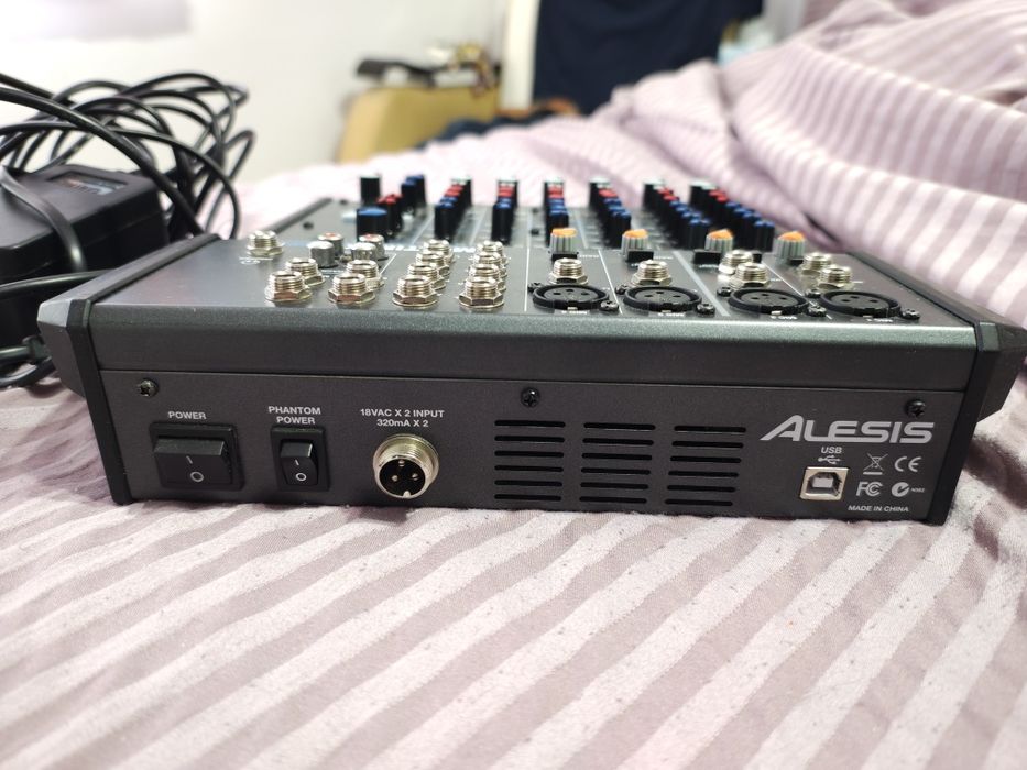 Mixer Alesis mulțime 8 usb fx