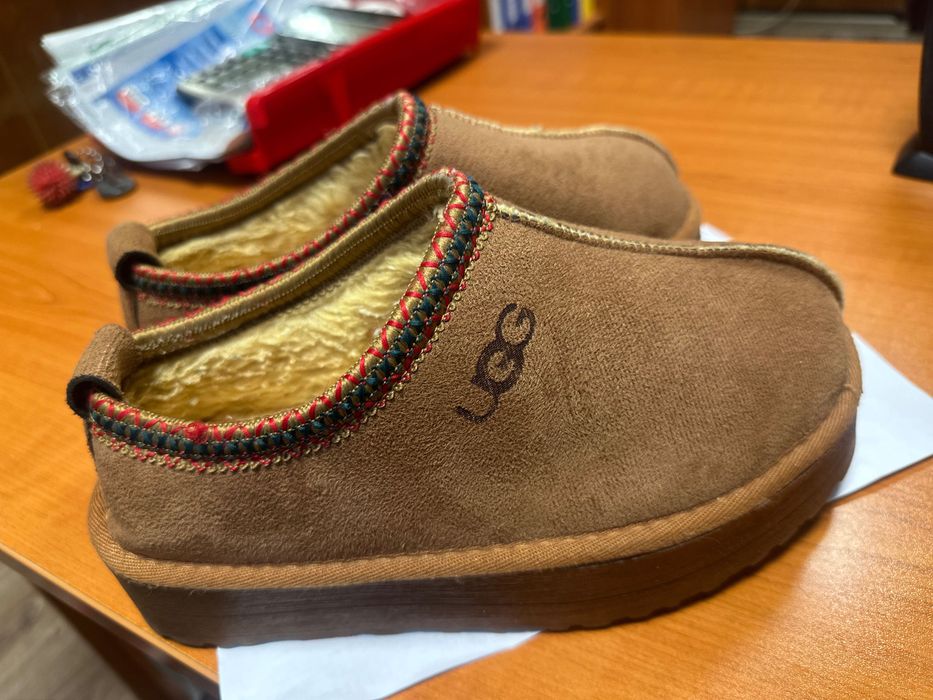 Топли апрески в кафяв цвят