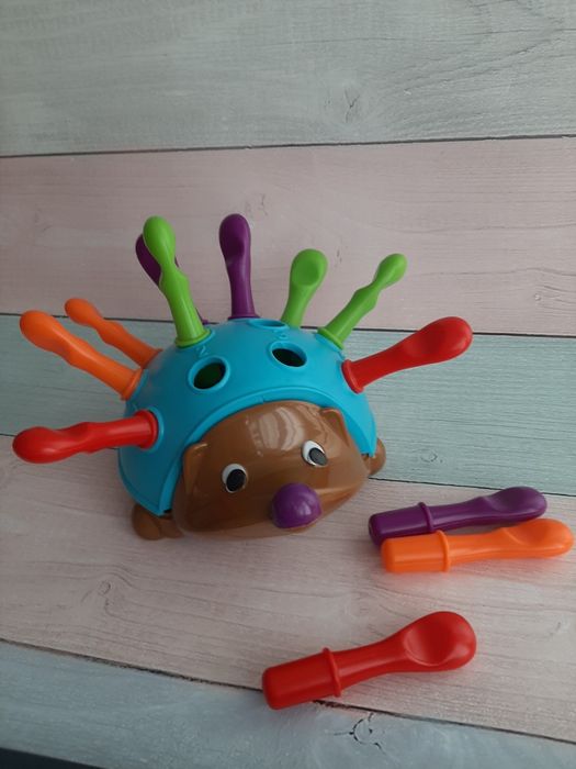 Игрушка новая в коробке