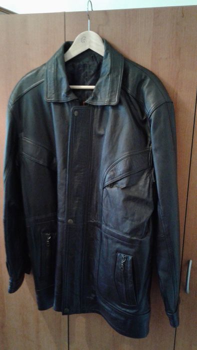 Geaca din piele