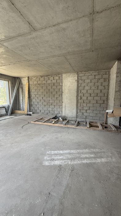 Продается коммерческое помешение ЖК Атмосфера 102 кв м