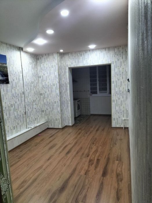 Срочно Юнусобод 19-кварталда 3хонали квартира сотилади.