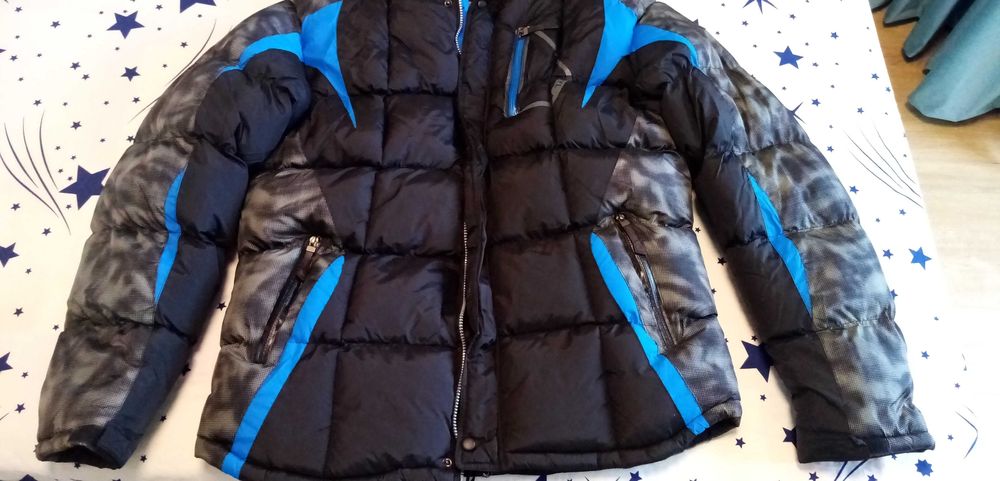 Geaca matlasata de fas masura XXL, noua, cu eticheta