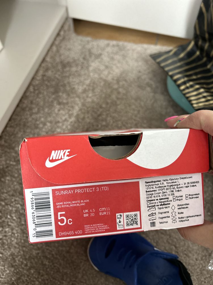 Сандали Nike за бебе 21 номер
