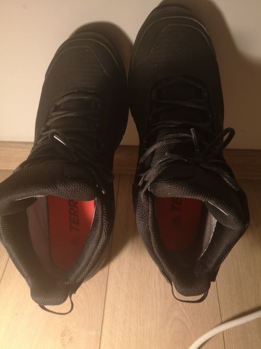 Високи маратонки Адидас