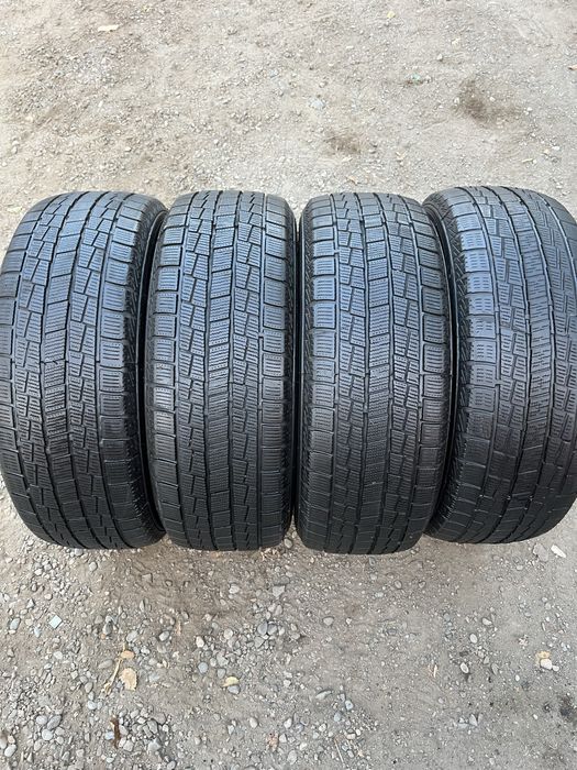 Продам резину комплект 215/60/16