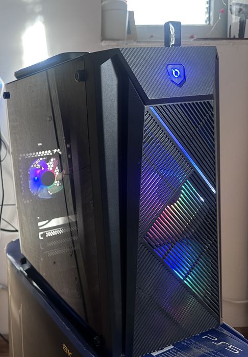 PC, monitor  , tastatura , mouse , etc