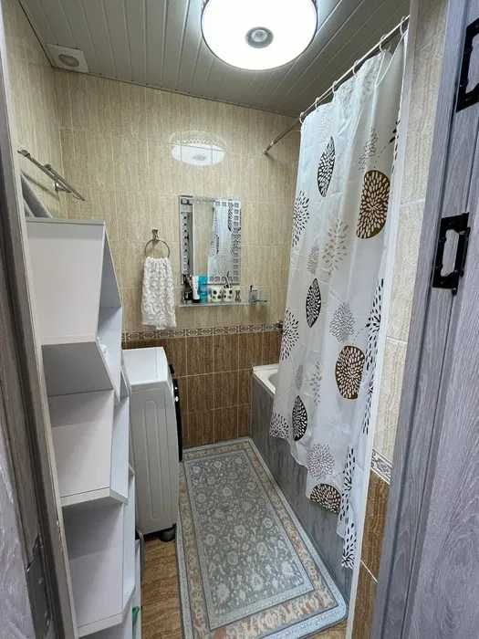 Срочно 2/3/3 БИЙ, Бузбазар №26