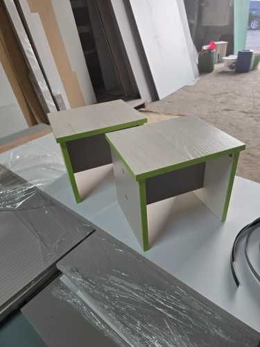 Продам маленькие табуретки