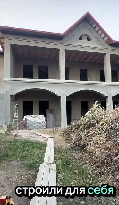 Продается земла с недостроенным домом Мирзо Улугбекский район