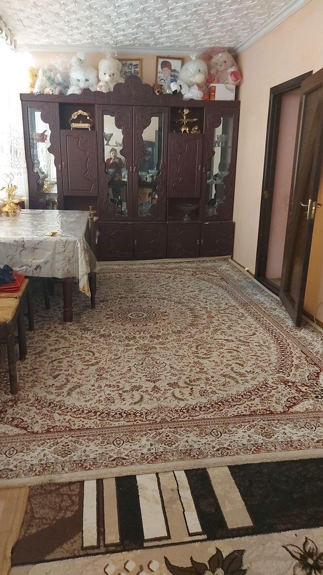 Срочно Дёшева Продаётся дом в центре  ХИШРАВе