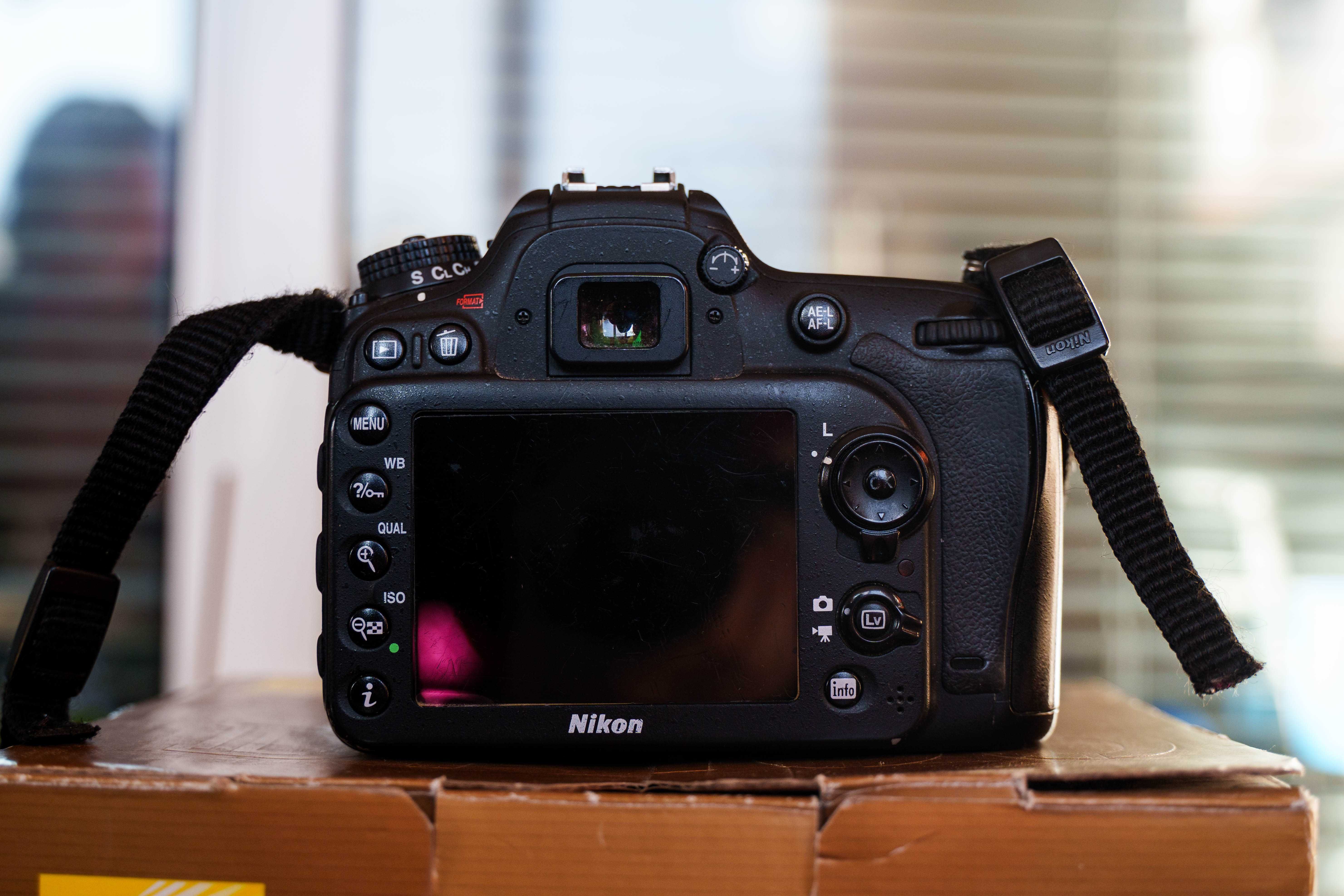 Nikon D7100 с обективи nikkor 85mm 1.8 и sigma 17-50mm 2.8 OS