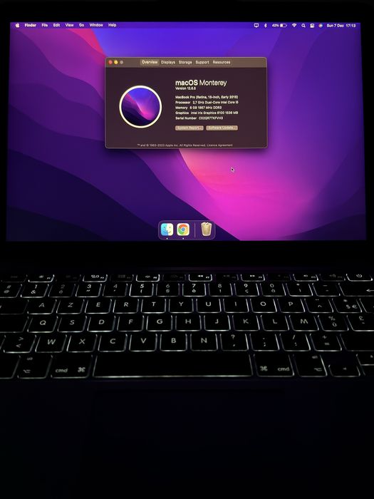 MacBook Pro 2015 13” - i5 /8GB RAM / 128GB SSD