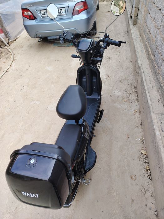 Skuter VASSAT elektro