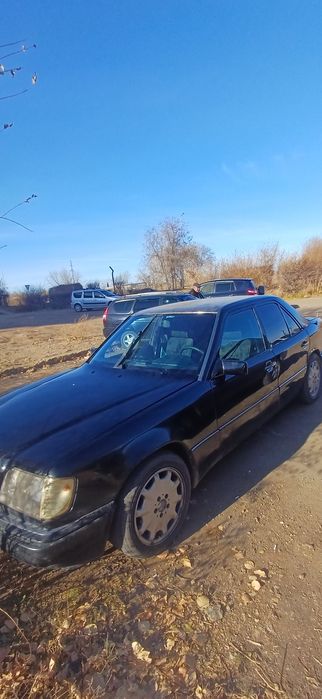 Мерседес седан w124