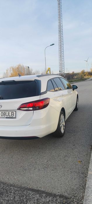 Opel Astra k 1.6