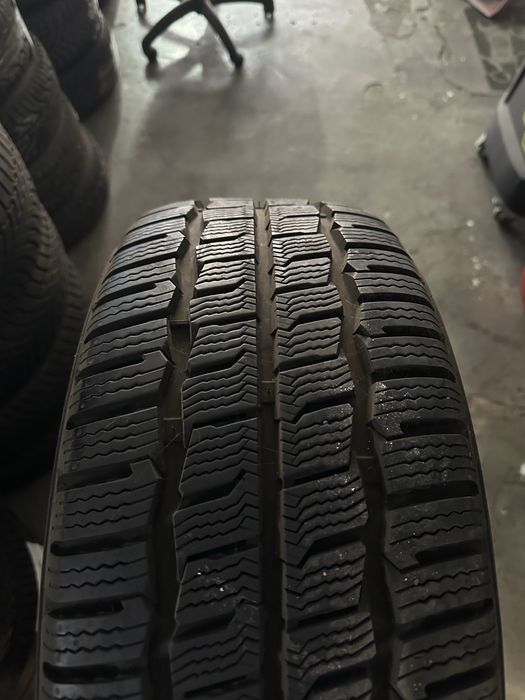 Vand set anvelope Kumho WinTer PorTran cw51 225/55r17c