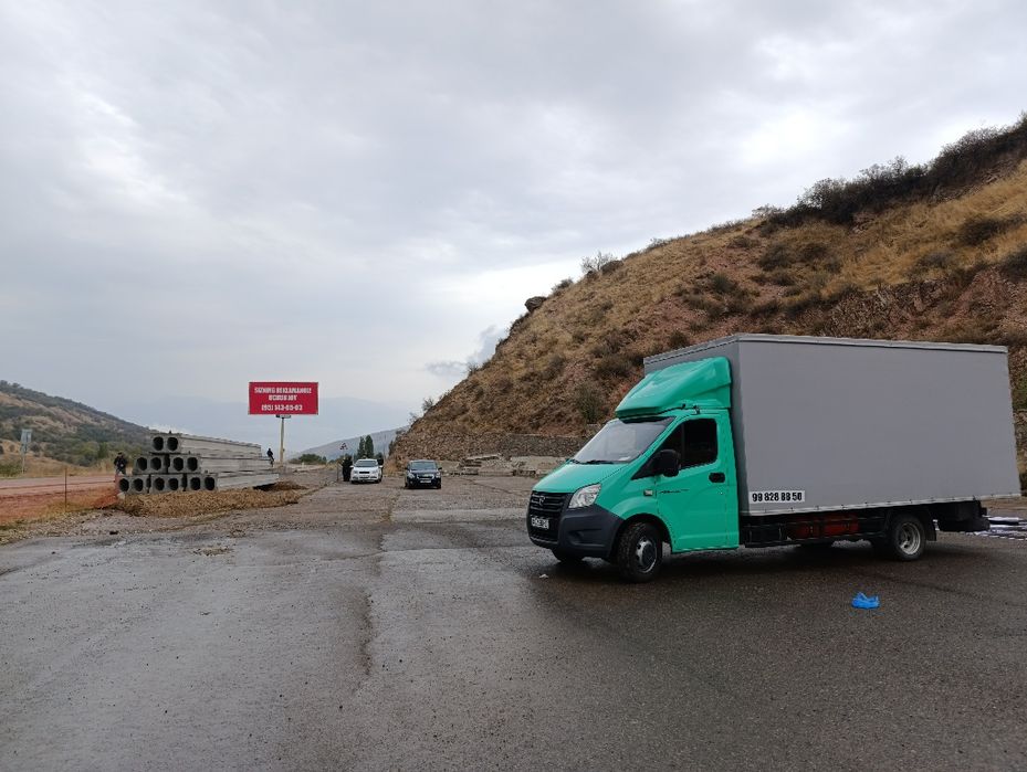 Доставка грузов, мебели, пианино, любие вещей + грузчики.