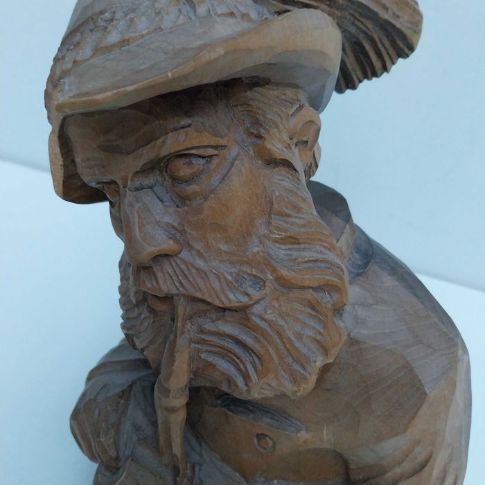 НАЙ ДОБРАТА ОФЕРТА Стара немска дървена фигура дърворезба