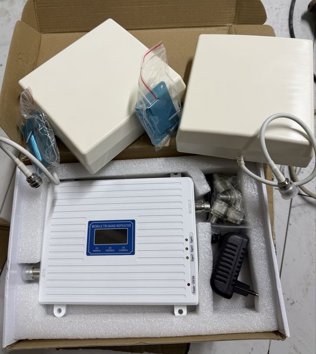 Усилитель связи и мобильного интернета 4G LTE