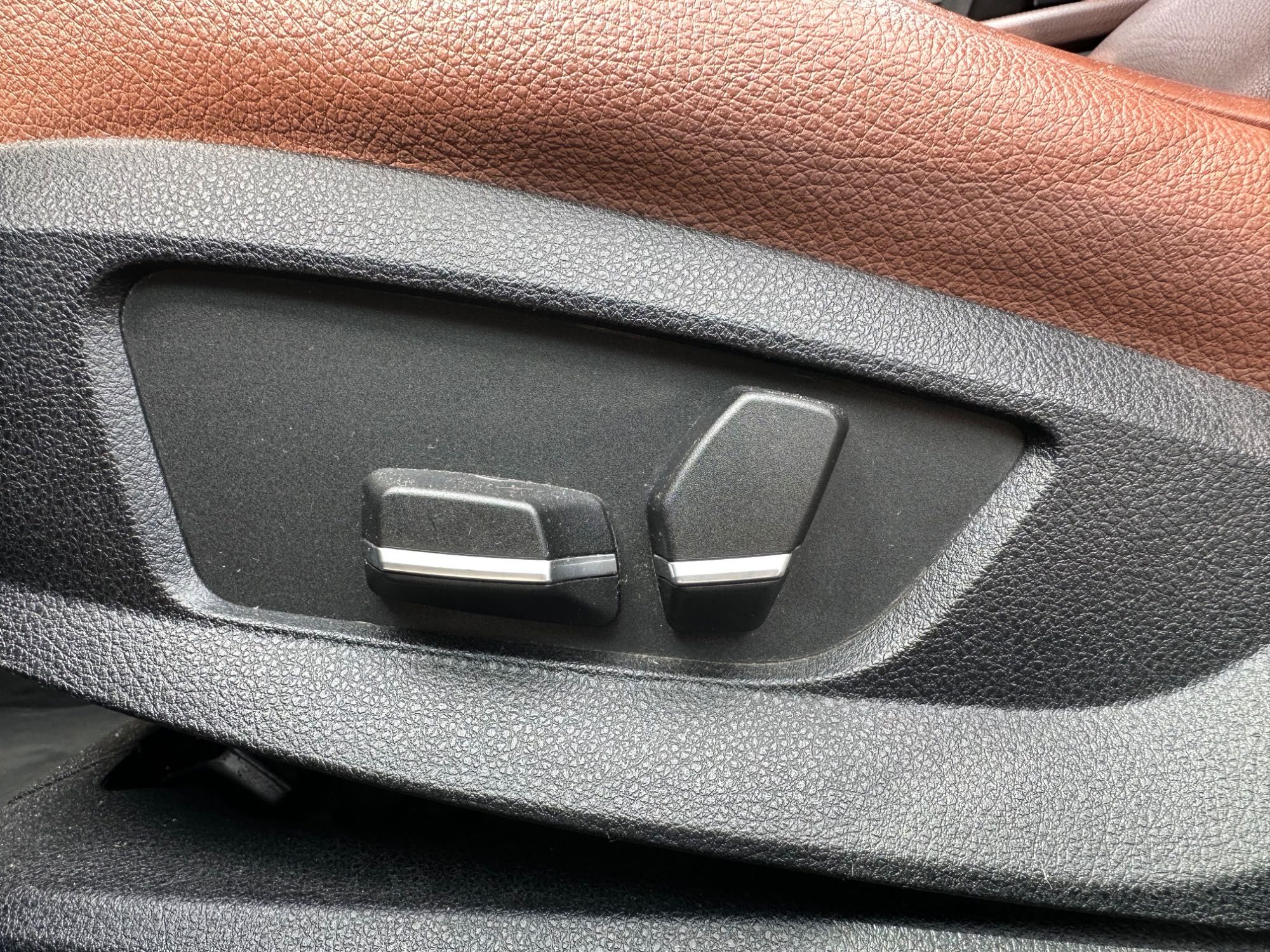 BMW F10 2.0 Automat Trapa HiFi