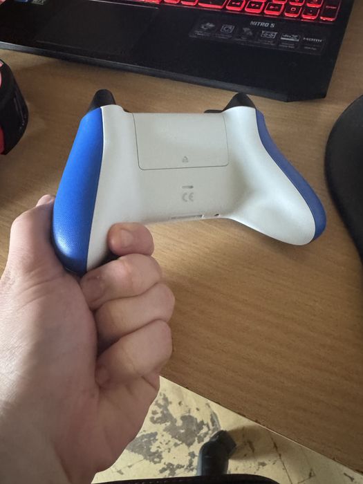 Xbox One Контролер Shock Blue