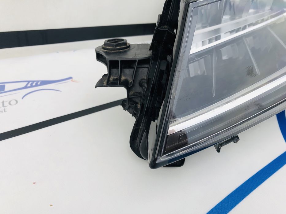 Far stânga Full led Skoda Superb 3 Facelift după 2019 cod 3V1941015D