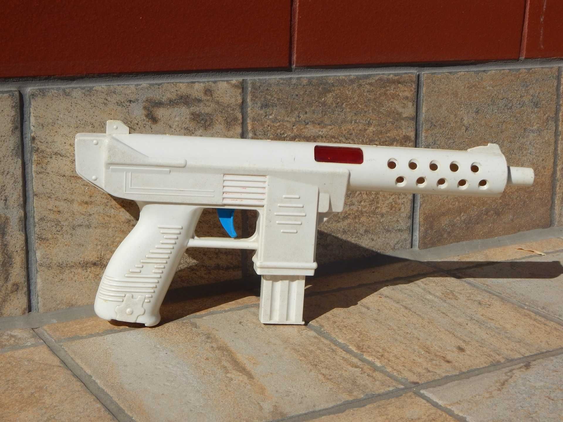 Jucarie pistol semiautomat Intratec TEC DC-9 plastic 32 cm