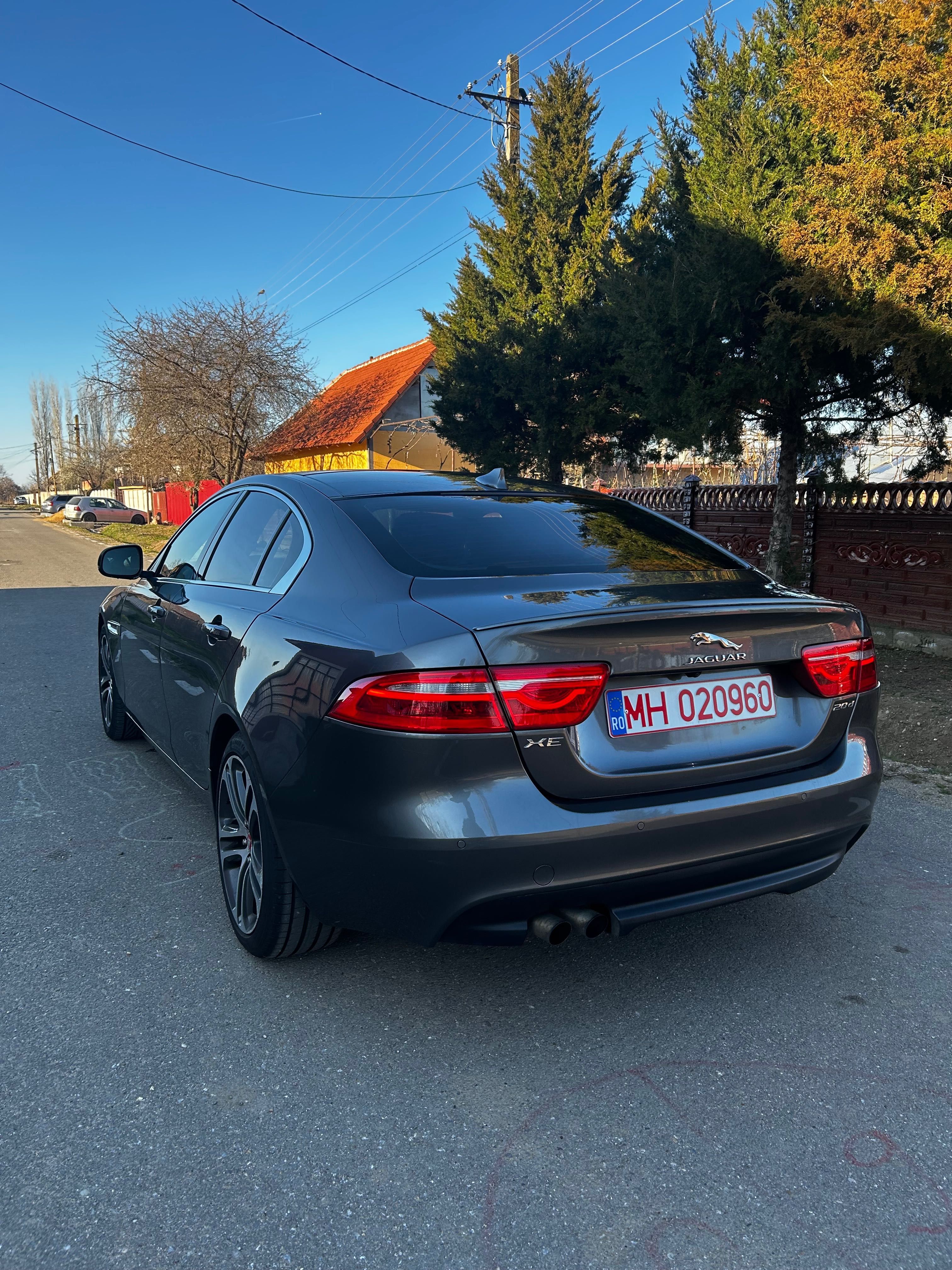 Jaguar xe 2017 153000km