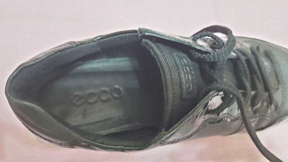 Adidasi trendy piele, de la ECCO marimea 39