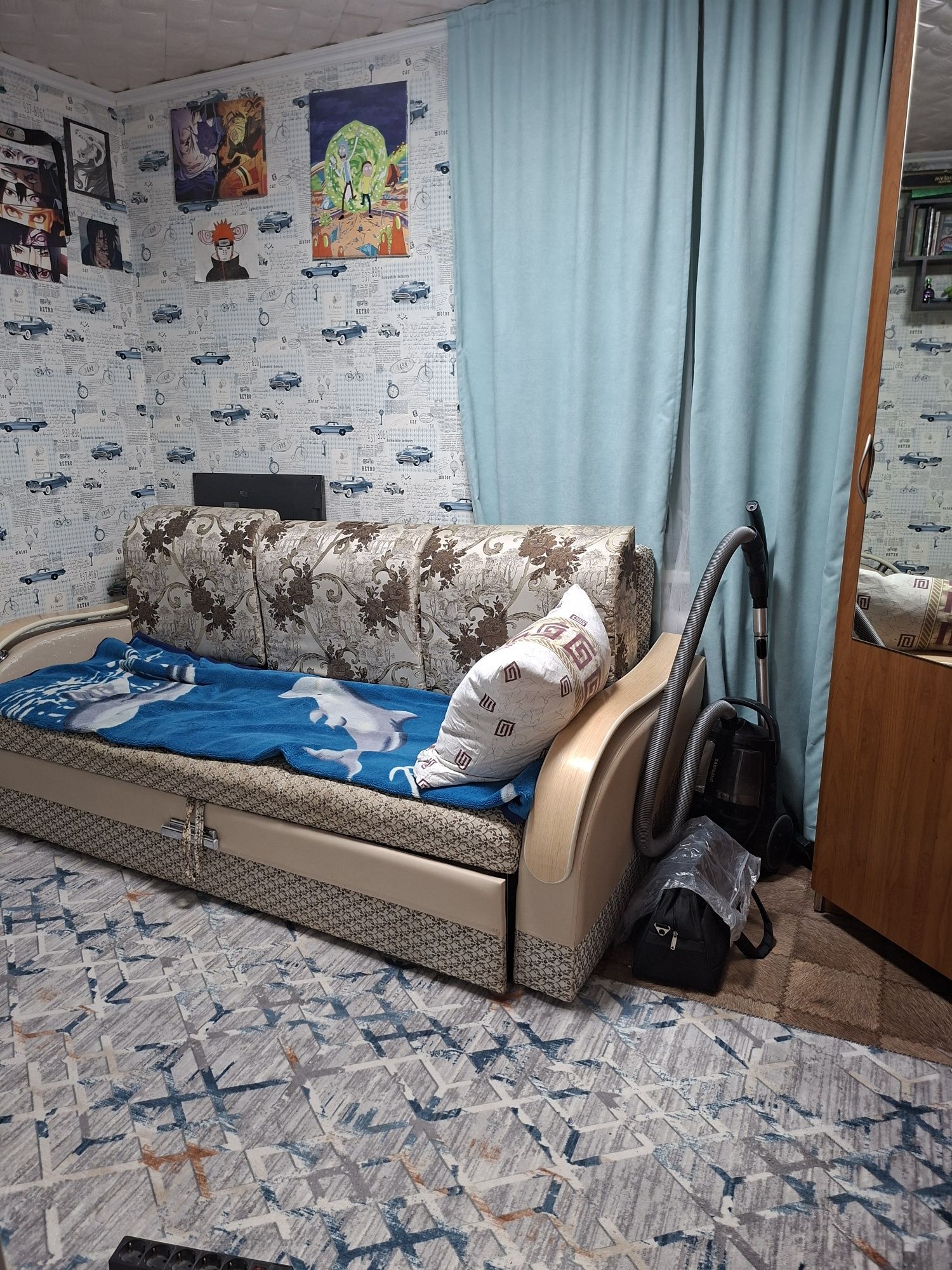 Продам дом в центре жилянки