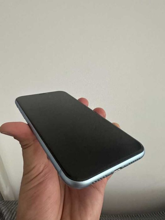 Vănd iPhone xr 64gb