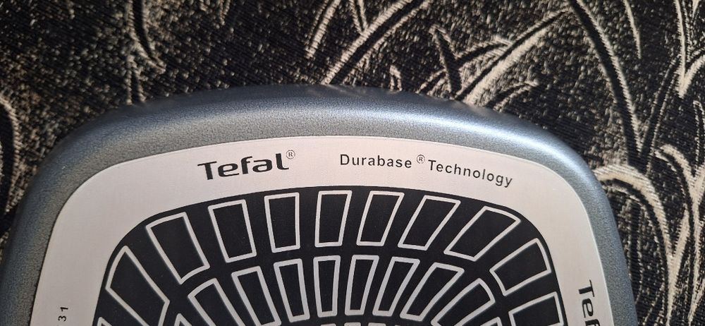 Грил тиган Tefal - 26 см. термо спот
Грил тиган Tefal
Грил тиган Tefa