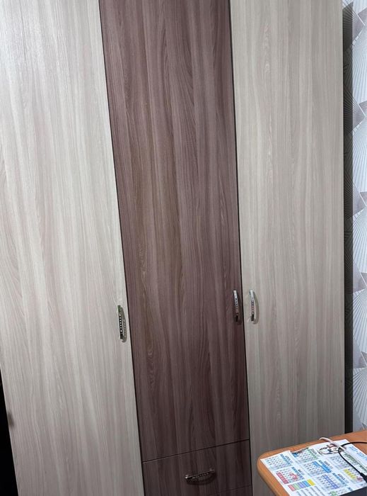 Шкаф 40000 тысяч тенге