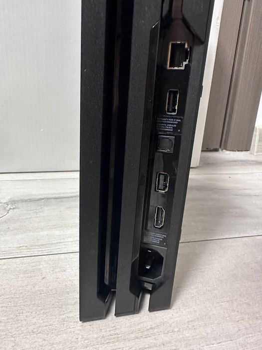 Ps4 Pro Playstation4 impecabil, cutie, 54 jocuri (Gta5,Fc25 etc)
